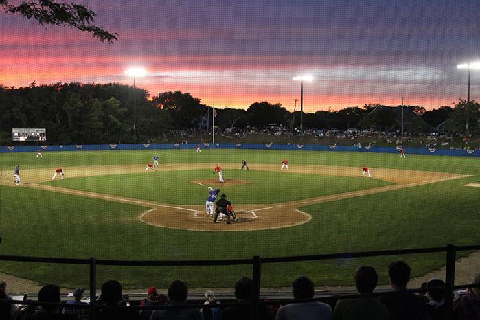 Looking at the Summer College Baseball Leagues in New England