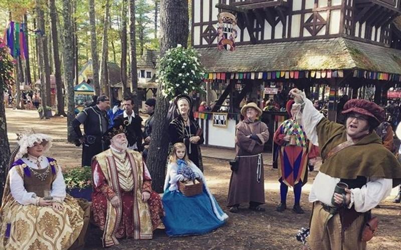 Summer's End Brings The Swashbuckling & Tomfoolery Of King Richard's Faire