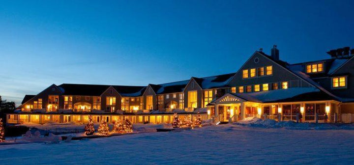 A Holiday Stay At This Oceanfront Maine Resort Benefits Local Children In Need