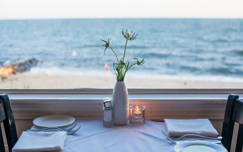 These 3 MA Restaurants Are Serving Up Amazing Views With Their Entrees