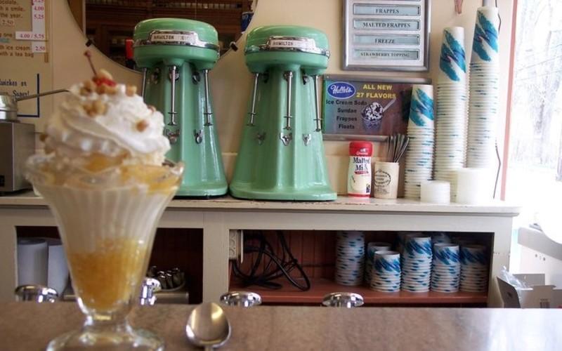 This Vintage Cape Cod Soda Fountain Serves Up All Your Favorite Nostalgic Treats