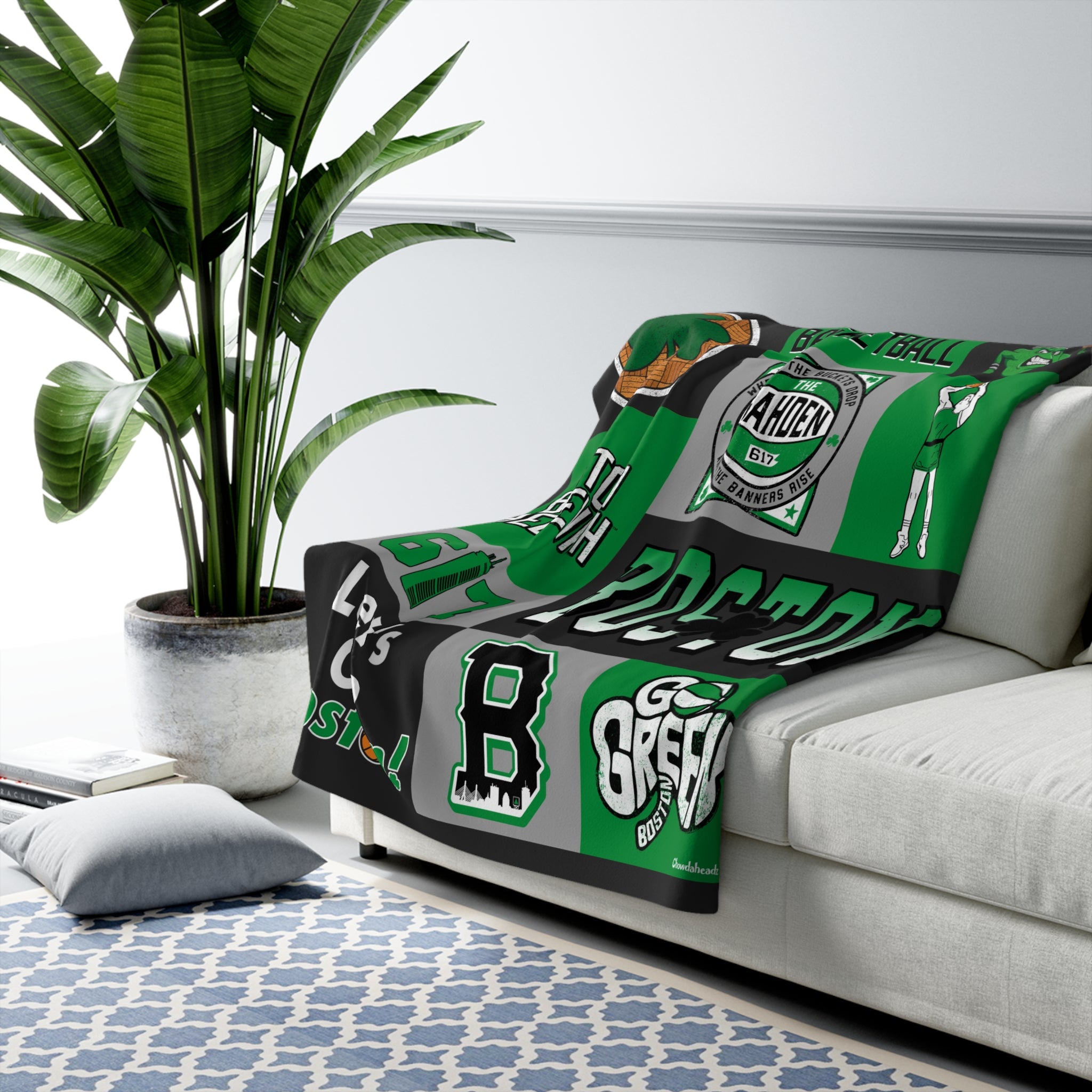 The Best of Black & Green Sherpa Fleece Blanket - Chowdaheadz