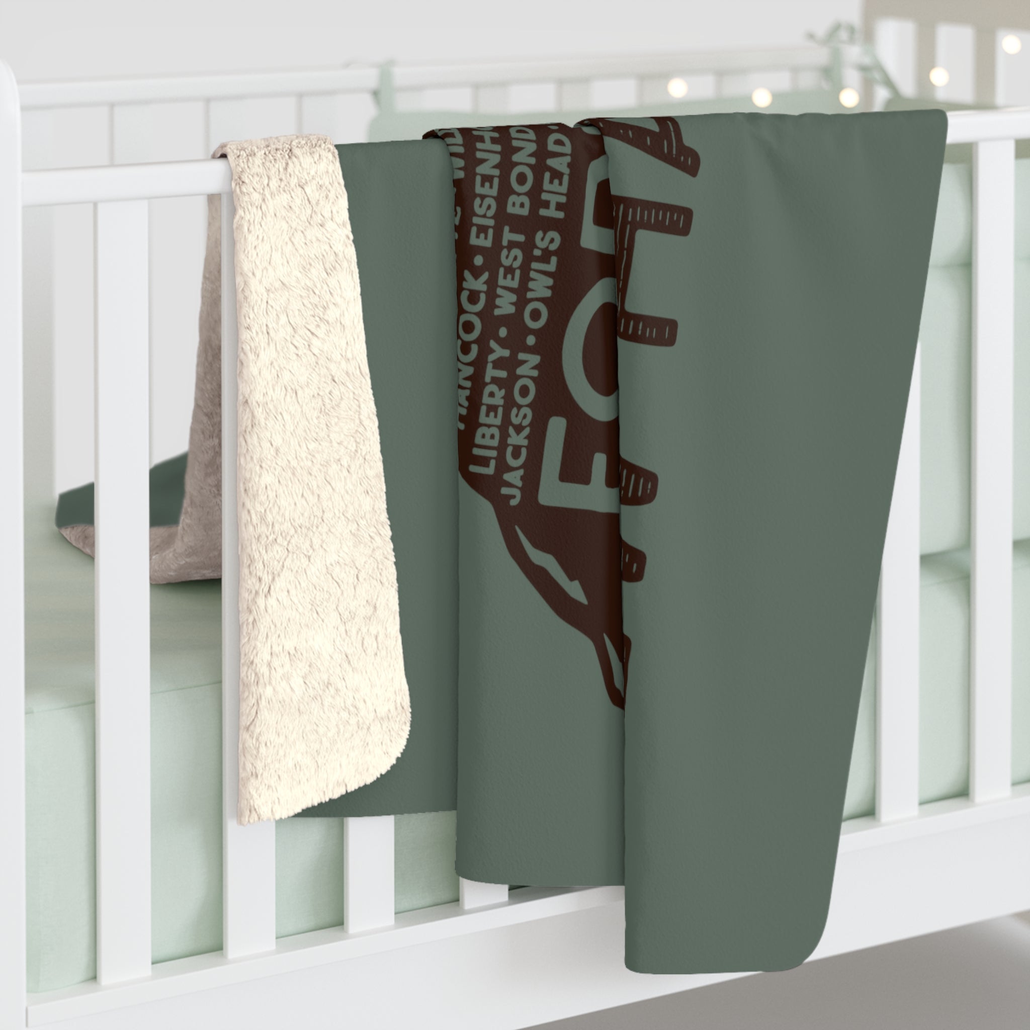 Forty-Eight 4,000 Footers New Hampshire Sherpa Fleece Blanket - Chowdaheadz