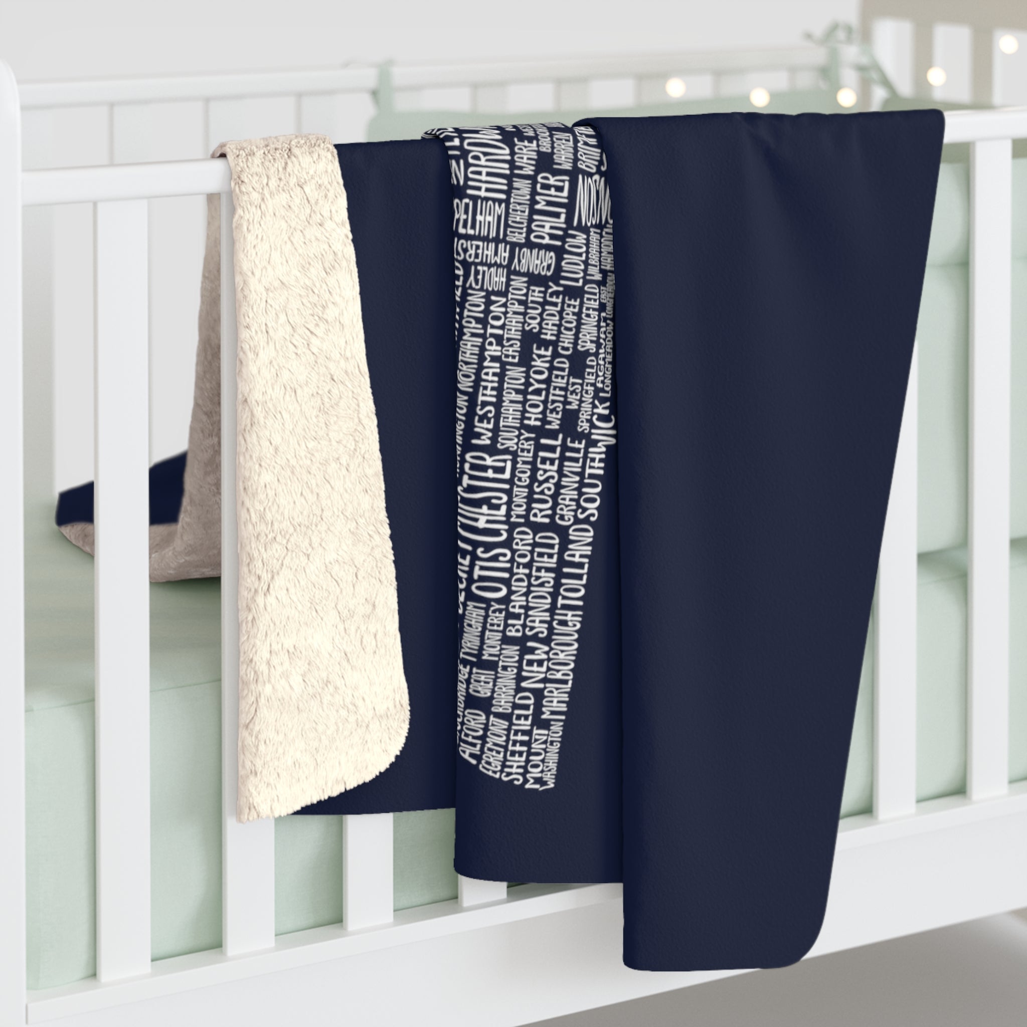 Massachusetts Cities & Towns Sherpa Fleece Blanket - Navy - Chowdaheadz