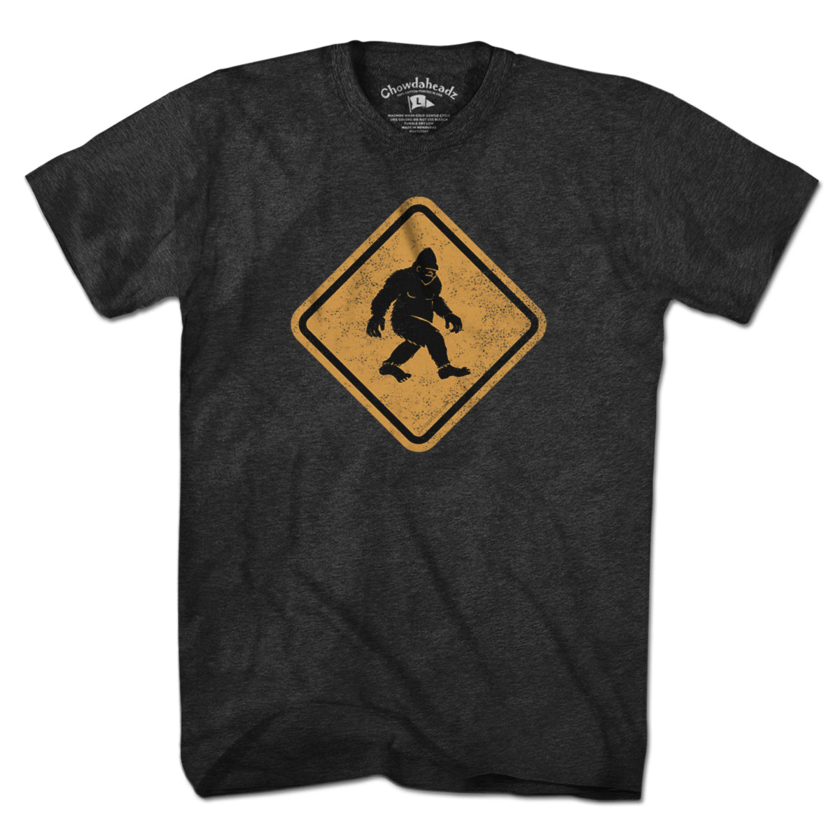 Bigfoot Crossing Sign T-Shirt - Chowdaheadz